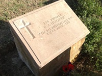 Gravestone of Private Basil John Hooper