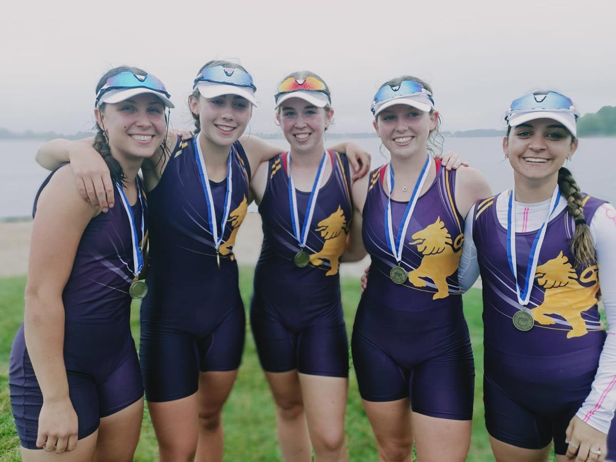 Girls coxed Senior rowing crew
