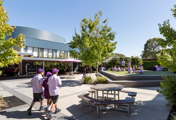 Glen Waverley Middle School grounds