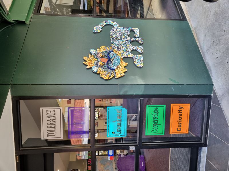 Wesley College Elsternwick's mosaic lion